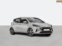 Green Used 2023 Hyundai i10 Premium Hatchback | £14,895 (Fair price)