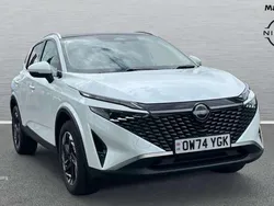 White Used 2025 Nissan Qashqai N-Connecta SUV | £27,598 (Expensive)