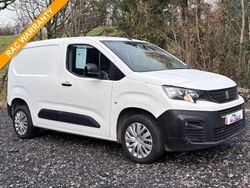 White Used 2022 Peugeot Partner Premium Van | £9,995 (Fair price)