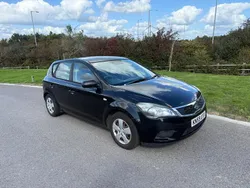 Black Used 2009 Kia Ceed 2 Hatchback | £2,895 (Good price)