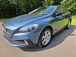 Blue Used 2014 Volvo V40 CC Estate | £6,995 (Fair price)
