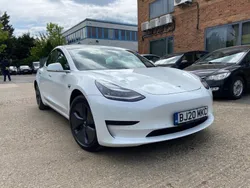 White Used 2020 Tesla Model 3 Standard Range Sedan | £15,100 (Good price)