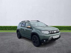 Green Used 2023 Dacia Duster Extreme SUV | £16,799 (A bit pricey)