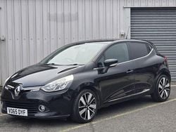 Black Used 2015 Renault Clio IV Dynamique Hatchback | £5,500 (Fair price)