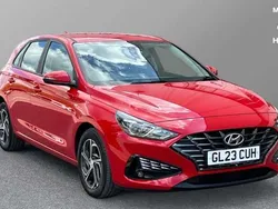 Red Used 2023 Hyundai i30 SE Hatchback | £13,599 (Good price)
