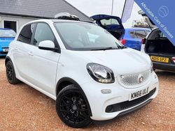 White Used 2016 Smart ForFour Hatchback | £8,195 (Fair price)