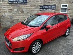 Red Used 2015 Ford Fiesta Style Hatchback | £4,495 (Good price)