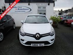 White Used 2016 Renault Clio IV Dynamique Hatchback | £6,495 (Fair price)
