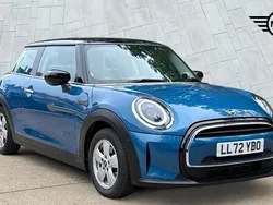 Blue Used 2022 Mini Cooper Classic Hatchback | £18,495 (Fair price)