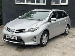 Silver Used 2014 Toyota Auris Hybrid Estate | £3,450