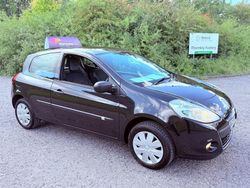 Black Used 2009 Renault Clio II Extreme Hatchback | £1,299 (Fair price)