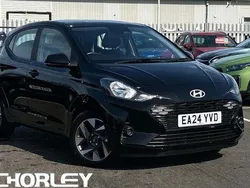Black Used 2024 Hyundai i10 Advanced Hatchback | £14,328 (Fair price)