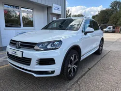White Used 2014 VW Touareg R-line SUV | £10,995 (Fair price)