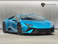 Blu uranus Used 2024 Lamborghini Huracán Coupe | £207,950