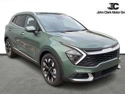 Green New 2025 Kia Sportage 2 SUV | £35,250 (A bit pricey)