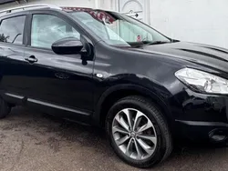 Black Used 2011 Nissan Qashqai Tekna SUV | £2,495 (Fair price)