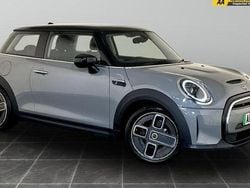 Used 2023 Mini Cooper Level 1 Hatchback | £12,295