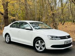 White Used 2012 VW Jetta SE Sedan | £5,389 (Fair price)