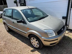 Silver Used 2004 Ford Fusion Hatchback | £2,495 (Fair price)