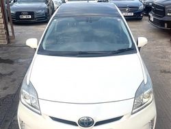 White Used 2014 Toyota Prius Anniversary Hatchback | £6,999