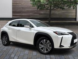 White New 2025 Lexus UX 300e SUV | £40,985