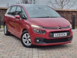Red Used 2019 Citroën C4 PureTech MPV | £10,000 (Fair price)