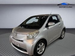 Silver Used 2009 Toyota iQ Hatchback | £4,295 (Fair price)