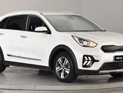 White Used 2021 Kia Niro 3 SUV | £21,450 (A bit pricey)