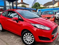 Red Used 2014 Ford Fiesta Style Hatchback | £3,980 (Good price)