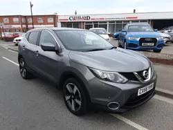 Grey Used 2016 Nissan Qashqai N-Connecta SUV | £9,450 (Fair price)