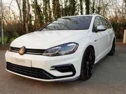 White Used 2017 VW Golf VII R Estate | £17,800 (Fair price)
