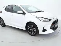 White Used 2023 Toyota Yaris Hybrid Design Hatchback | £16,999 (Fair price)