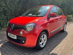 Red Used 2015 Renault Twingo Dynamique Hatchback | £3,695 (Fair price)
