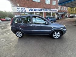 Metallic grey Used 2011 Ford Fusion Zetec Hatchback | £2,499 (Fair price)