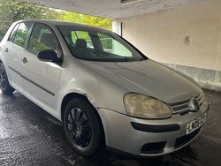 Silver Used 2006 VW Golf V S Hatchback | £1,995 (Fair price)