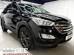 Black Used 2015 Hyundai Santa Fe Premium SE SUV | £10,950 (A bit pricey)