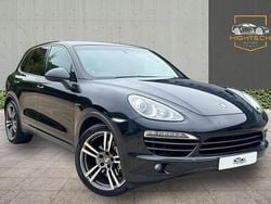 Black Used 2014 Porsche Cayenne S E-Hybrid SUV | £18,550 (Fair price)