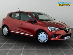 Red Used 2020 Renault Clio V Play Hatchback | £9,595 (Good price)