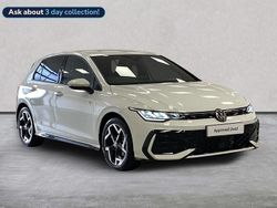 White New 2025 VW Golf VIII R-line Hatchback | £32,247 (Fair price)