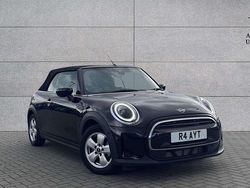 Black Used 2023 Mini Cooper Classic Hatchback | £22,896 (A bit pricey)
