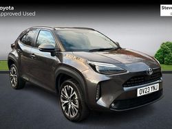 Used 2025 Toyota Yaris Hybrid Estate | £24,295 (Fair price)