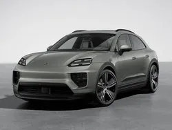 Green Used 2025 Porsche Macan SUV | £91,990
