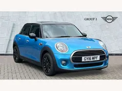 Blue Used 2016 Mini Cooper Hatch Hatchback | £10,895 (Fair price)
