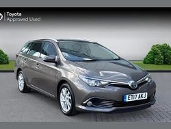 Other Used 2017 Toyota Auris Hybrid Business Edition Estate | £12,490 (Fair price)