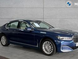 Phytonic blue metallic paint Used 2022 BMW 730 Comfort Edition Sedan | £29,491 (Fair price)