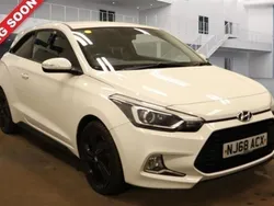 White Used 2018 Hyundai i20 Premium Coupe | £9,100 (Good price)
