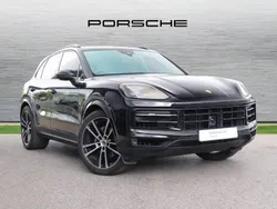 Chromite black metallic Used 2025 Porsche Cayenne SUV | £82,990 (Fair price)