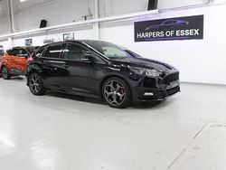 Black Used 2015 Ford Focus ST Hatchback | £8,395 (Fair price)