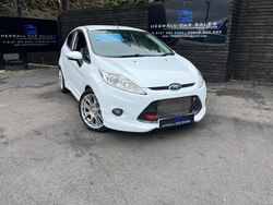 White Used 2010 Ford Fiesta Zetec Hatchback | £3,995 (Expensive)
