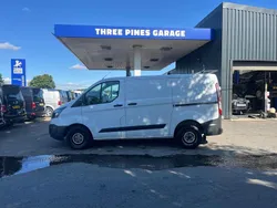 White Used 2014 Ford Transit Custom Van | £8,995 (Fair price)